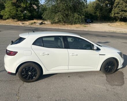 Белый Рено Меган, объемом двигателя 1.5 л и пробегом 242 тыс. км за 8500 $, фото 5 на Automoto.ua