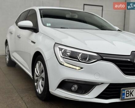 Белый Рено Меган, объемом двигателя 1.46 л и пробегом 195 тыс. км за 9950 $, фото 19 на Automoto.ua