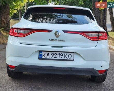 Белый Рено Меган, объемом двигателя 1.46 л и пробегом 228 тыс. км за 7999 $, фото 9 на Automoto.ua
