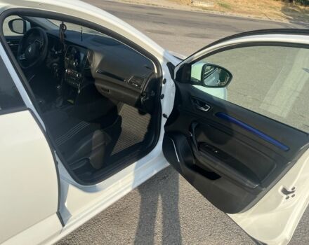 Белый Рено Меган, объемом двигателя 1.5 л и пробегом 242 тыс. км за 8500 $, фото 10 на Automoto.ua