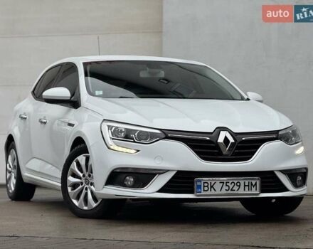 Белый Рено Меган, объемом двигателя 1.46 л и пробегом 195 тыс. км за 9950 $, фото 1 на Automoto.ua