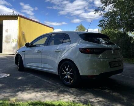 Белый Рено Меган, объемом двигателя 1.46 л и пробегом 240 тыс. км за 9500 $, фото 4 на Automoto.ua