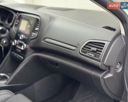 Белый Рено Меган, объемом двигателя 1.46 л и пробегом 195 тыс. км за 9950 $, фото 36 на Automoto.ua