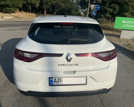 Белый Рено Меган, объемом двигателя 1.5 л и пробегом 242 тыс. км за 8500 $, фото 1 на Automoto.ua