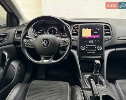 Белый Рено Меган, объемом двигателя 1.46 л и пробегом 195 тыс. км за 9950 $, фото 43 на Automoto.ua