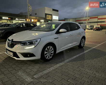 Білий Рено Меган, об'ємом двигуна 1.46 л та пробігом 226 тис. км за 11000 $, фото 1 на Automoto.ua