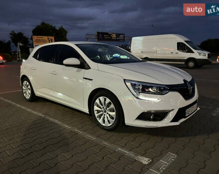 Білий Рено Меган, об'ємом двигуна 1.46 л та пробігом 226 тис. км за 11000 $, фото 3 на Automoto.ua