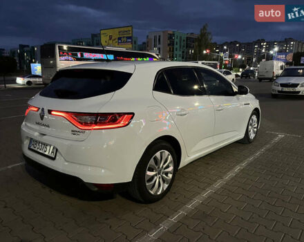 Білий Рено Меган, об'ємом двигуна 1.46 л та пробігом 226 тис. км за 11000 $, фото 4 на Automoto.ua
