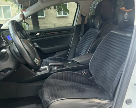 Білий Рено Меган, об'ємом двигуна 1.46 л та пробігом 132 тис. км за 12500 $, фото 10 на Automoto.ua