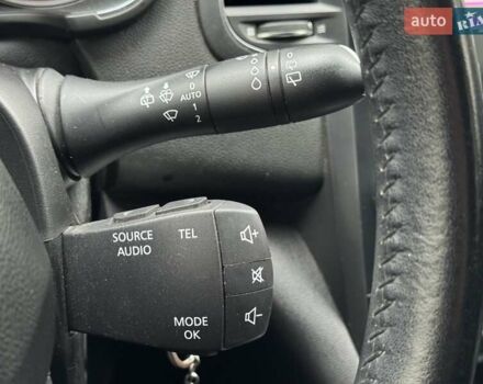 Белый Рено Меган, объемом двигателя 1.46 л и пробегом 195 тыс. км за 9950 $, фото 49 на Automoto.ua