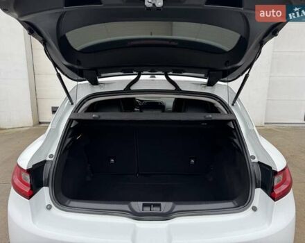 Белый Рено Меган, объемом двигателя 1.46 л и пробегом 195 тыс. км за 9950 $, фото 54 на Automoto.ua