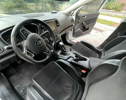 Білий Рено Меган, об'ємом двигуна 1.46 л та пробігом 226 тис. км за 11000 $, фото 7 на Automoto.ua