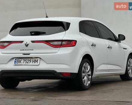Белый Рено Меган, объемом двигателя 1.46 л и пробегом 195 тыс. км за 9950 $, фото 2 на Automoto.ua