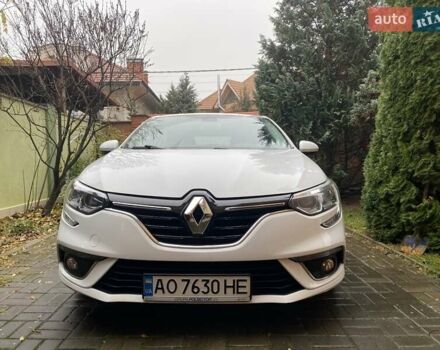 Белый Рено Меган, объемом двигателя 1.46 л и пробегом 238 тыс. км за 9500 $, фото 1 на Automoto.ua