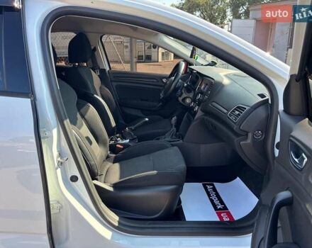 Білий Рено Меган, об'ємом двигуна 1.5 л та пробігом 221 тис. км за 10690 $, фото 15 на Automoto.ua