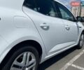 Белый Рено Меган, объемом двигателя 1.6 л и пробегом 64 тыс. км за 13500 $, фото 3 на Automoto.ua