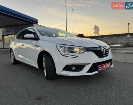 Белый Рено Меган, объемом двигателя 1.5 л и пробегом 214 тыс. км за 11999 $, фото 7 на Automoto.ua