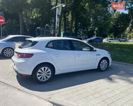 Белый Рено Меган, объемом двигателя 1.5 л и пробегом 204 тыс. км за 12400 $, фото 4 на Automoto.ua