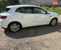 Белый Рено Меган, объемом двигателя 1.5 л и пробегом 259 тыс. км за 9600 $, фото 5 на Automoto.ua