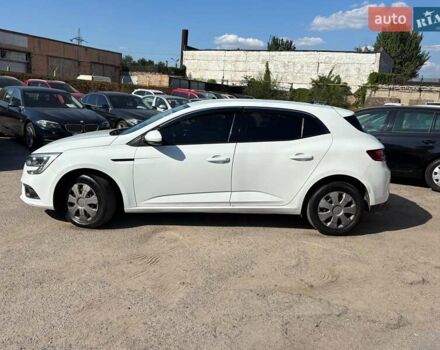 Білий Рено Меган, об'ємом двигуна 1.5 л та пробігом 221 тис. км за 10690 $, фото 1 на Automoto.ua