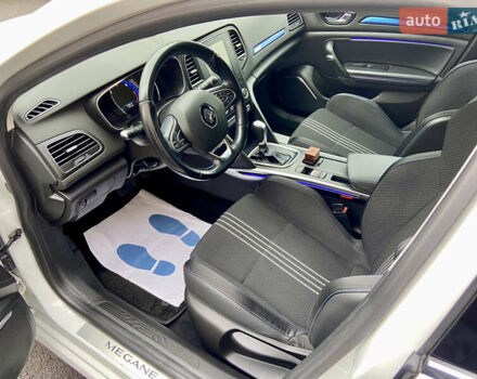 Белый Рено Меган, объемом двигателя 1.5 л и пробегом 151 тыс. км за 15650 $, фото 41 на Automoto.ua