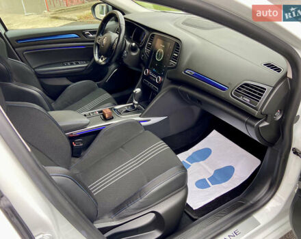 Белый Рено Меган, объемом двигателя 1.5 л и пробегом 151 тыс. км за 15650 $, фото 53 на Automoto.ua