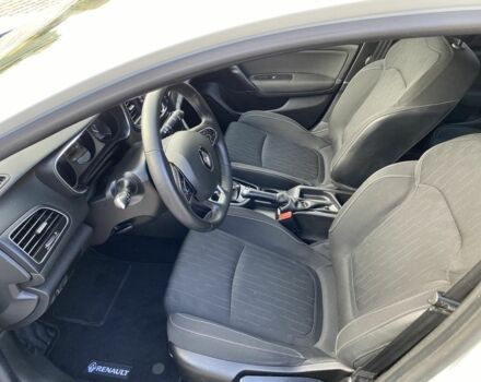 Белый Рено Меган, объемом двигателя 1.5 л и пробегом 207 тыс. км за 10850 $, фото 9 на Automoto.ua