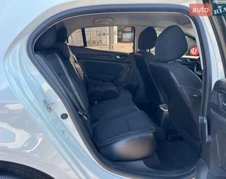 Білий Рено Меган, об'ємом двигуна 1.5 л та пробігом 221 тис. км за 10690 $, фото 16 на Automoto.ua