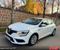 Белый Рено Меган, объемом двигателя 1.6 л и пробегом 142 тыс. км за 11500 $, фото 1 на Automoto.ua