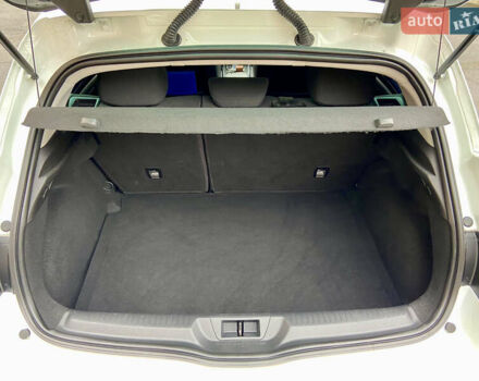 Білий Рено Меган, об'ємом двигуна 1.5 л та пробігом 151 тис. км за 15400 $, фото 82 на Automoto.ua