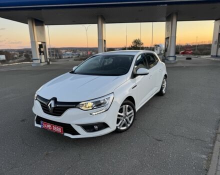 Белый Рено Меган, объемом двигателя 1.5 л и пробегом 2 тыс. км за 11900 $, фото 2 на Automoto.ua