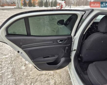 Білий Рено Меган, об'ємом двигуна 1.46 л та пробігом 309 тис. км за 11700 $, фото 20 на Automoto.ua