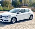 Белый Рено Меган, объемом двигателя 1.5 л и пробегом 160 тыс. км за 10999 $, фото 1 на Automoto.ua