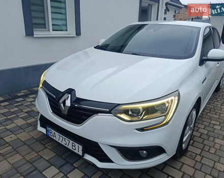 Білий Рено Меган, об'ємом двигуна 1.5 л та пробігом 241 тис. км за 11500 $, фото 1 на Automoto.ua