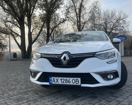 Белый Рено Меган, объемом двигателя 1.46 л и пробегом 224 тыс. км за 9500 $, фото 1 на Automoto.ua