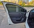 Белый Рено Меган, объемом двигателя 1.5 л и пробегом 212 тыс. км за 9999 $, фото 15 на Automoto.ua