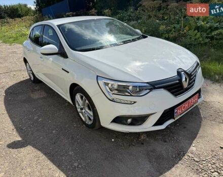 Белый Рено Меган, объемом двигателя 1.5 л и пробегом 259 тыс. км за 9600 $, фото 6 на Automoto.ua