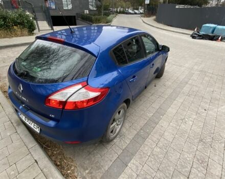 Белый Рено Меган, объемом двигателя 1.6 л и пробегом 258 тыс. км за 5779 $, фото 2 на Automoto.ua