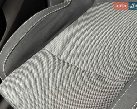 Білий Рено Меган, об'ємом двигуна 1.6 л та пробігом 189 тис. км за 10800 $, фото 14 на Automoto.ua