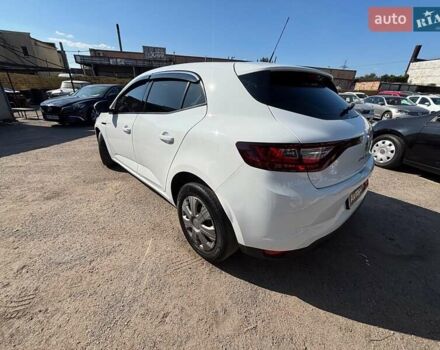 Білий Рено Меган, об'ємом двигуна 1.5 л та пробігом 221 тис. км за 10690 $, фото 2 на Automoto.ua