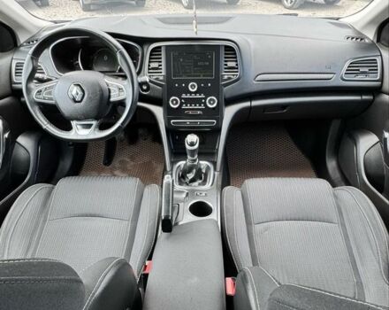 Белый Рено Меган, объемом двигателя 1.5 л и пробегом 160 тыс. км за 10800 $, фото 14 на Automoto.ua