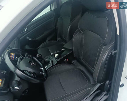 Білий Рено Меган, об'ємом двигуна 1.5 л та пробігом 241 тис. км за 11500 $, фото 12 на Automoto.ua