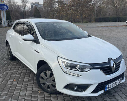 Белый Рено Меган, объемом двигателя 1.46 л и пробегом 224 тыс. км за 9500 $, фото 2 на Automoto.ua