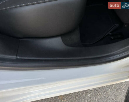 Белый Рено Меган, объемом двигателя 1.5 л и пробегом 214 тыс. км за 11999 $, фото 14 на Automoto.ua