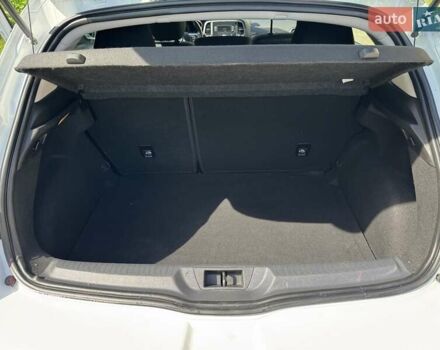 Белый Рено Меган, объемом двигателя 1.5 л и пробегом 259 тыс. км за 9600 $, фото 14 на Automoto.ua