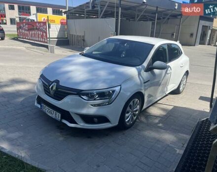 Белый Рено Меган, объемом двигателя 1.5 л и пробегом 204 тыс. км за 12400 $, фото 3 на Automoto.ua