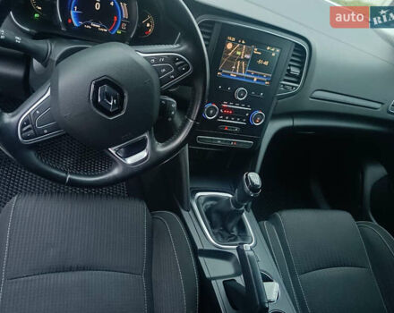Білий Рено Меган, об'ємом двигуна 1.5 л та пробігом 241 тис. км за 11500 $, фото 10 на Automoto.ua
