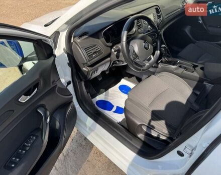 Белый Рено Меган, объемом двигателя 1.5 л и пробегом 259 тыс. км за 9600 $, фото 10 на Automoto.ua