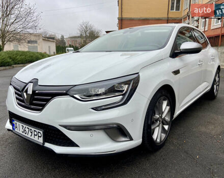 Белый Рено Меган, объемом двигателя 1.5 л и пробегом 151 тыс. км за 15650 $, фото 3 на Automoto.ua