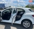 Білий Рено Меган, об'ємом двигуна 1.6 л та пробігом 64 тис. км за 12900 $, фото 6 на Automoto.ua